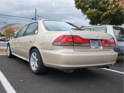2001 Honda Accord with 16x7 20 Raceline Evo and 225/50R16 Laufenn S Fit