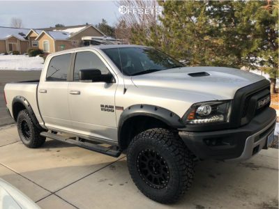 2018 Ram 1500 Rebel - 18x9 18mm - Method Mr305 - Suspension Lift 2.5" - 35x12.5