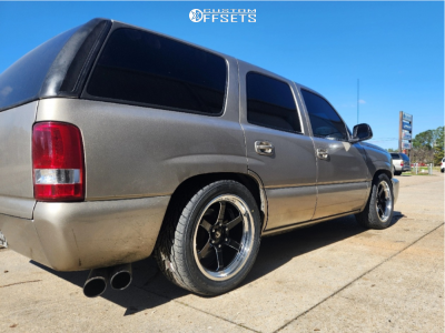 2003 GMC Yukon with 20x9.5 10 Cosmis Racing Xt-006r and 275/50R20 Toyo ...