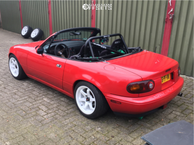 1990 Mazda Miata with 15x8 25 Japan Racing Jr3 and 195/50R15