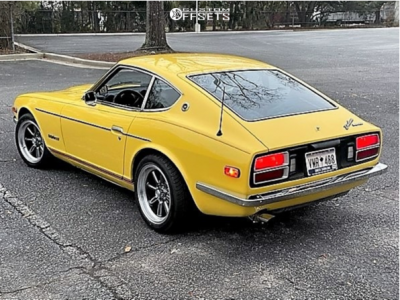 1978 Nissan 280Z with 16x7 0 Konig Rewind and 205/45R16 Nitto Neo