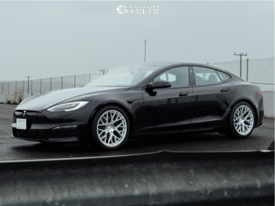 2022 Tesla S - 20x9 30mm - Aodhan Aff9 - Stock Suspension - 255/35R20