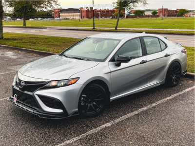 2023 Toyota Camry - 19x9.5 35mm - Vors Tr4 - Stock Suspension - 245/40R19