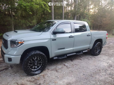 2021 Toyota Tundra with 20x9 20 Fuel Crush and 33/12.5R20 Nitto