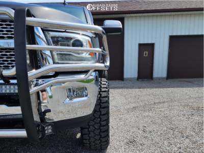 2017 Ram 2500 with 20x10 -19 Hostile Alpha and 35/12.5R20 Mastercraft ...