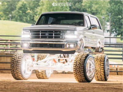 1993 Ford Bronco Custom - 26x16 -101mm - Hostile Forged Hf16 - Lifted >12" - 39x15.5