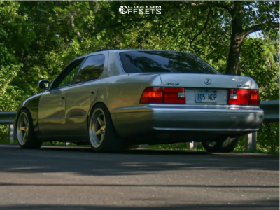 1998 Lexus LS400 with 18x9.5 22 Aodhan Ds05 and 225/40R18 Continental ...