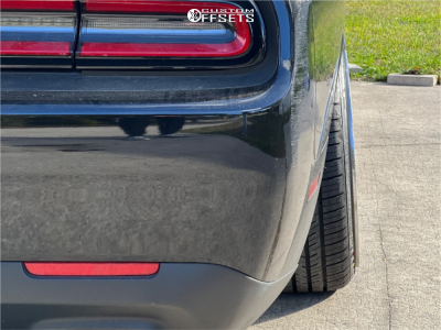 2020 Dodge Challenger with 19x9.5 25 GMR Ms-5 and 255/50R19 Firestone