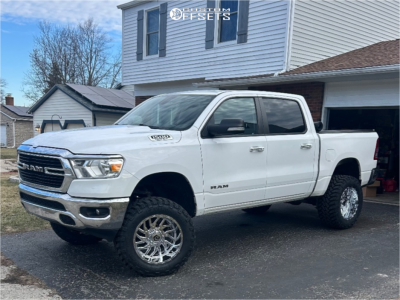 2019 Ram 1500 with 20x12 -44 TIS 544c and 35/13.5R20 Venom Power