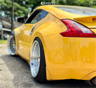 2009 Nissan 370Z with 19x11 22 Aodhan Ah02 and 255/40R19