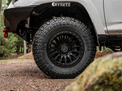 2021 Toyota 4Runner with 17x8.5 0 RRW Rr7-h Flow Form and 265/70R17 ...