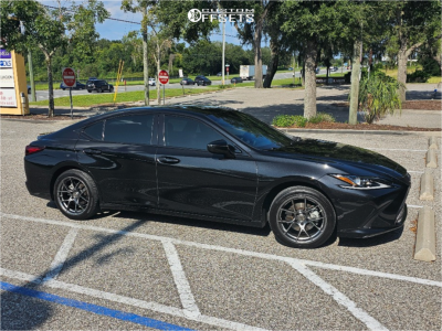 2019 Lexus ES350 with 18x8.5 35 Aodhan Ah11 and 235/45R18 Bridgestone