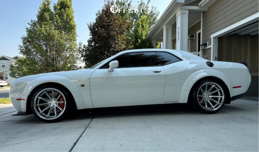 2020 Dodge Challenger with 20x12 0 Ferrada Cm2 and 315/30R20