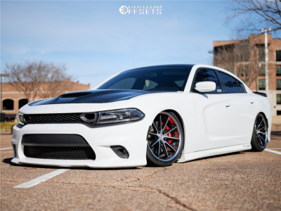 2021 Dodge Charger - 20x9 25mm - Ferrada Cm2 - Air Suspension - 265/30R20
