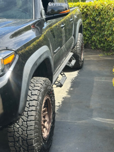 2023 Toyota Tacoma with 17x8.5 -12 RRW Rr7-h Flow Form and 275/70R17 ...