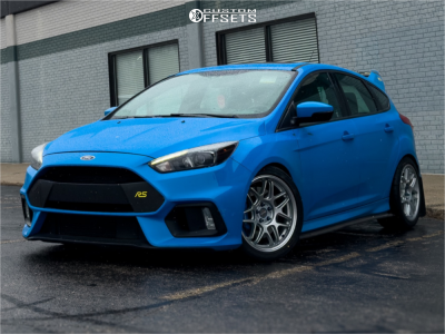 2017 Ford Focus RS - 18x8.5 42mm - Motegi Mr158 - Lowering Springs - 245/40R18