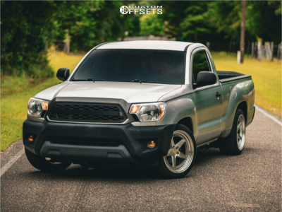 2012 Toyota Tacoma - 18x9.5 30mm - Aodhan Ds05 - Lowered 3F / 5R - 245/40R18