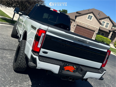 2025 Ford F-350 Super Duty with 20x10 -18 KG1 Forged Okto and 35/12 ...