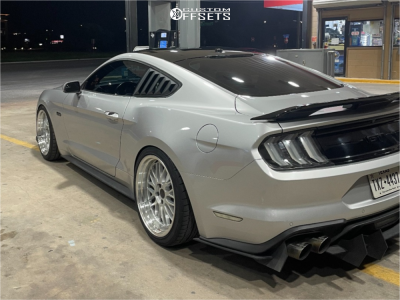 2018 Ford Mustang with 20x10 25 JNC Jnc005 and 265/35R20 Nitto Nt555 G2 ...