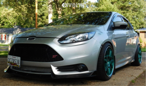 2013 Ford Focus ST - 18x8.5 42mm - Motegi Mr158 - Coilovers - 225/40R18