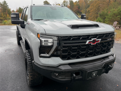 2024 Chevrolet Silverado 2500 HD - 20x10 -24mm - Method NV - Leveling Kit - 35" x 12.5"