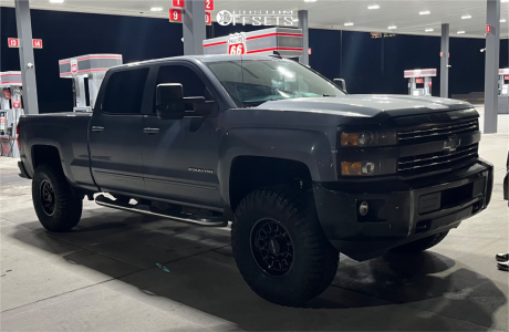 2015 Chevrolet Silverado 2500 HD LT - 17x8.5 0mm - Method Mr323 - Leveling Kit - 37x12.5
