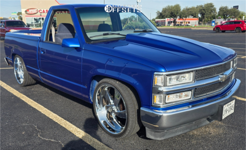 1997 Chevrolet C1500 Base - 22x8.5 1mm / 22x10 0mm - US Mags Desperado 5 - Lowered 4F / 6R - 255/30R22 / 295/25R22