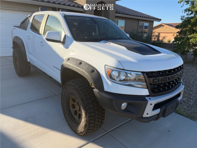 2021 Chevrolet Colorado - 17x9 0mm - Mickey Thompson Classic Pro - Stock Suspension - 35" x 12.5"