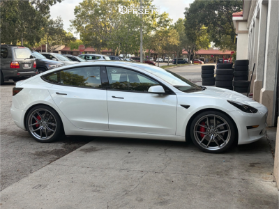 2023 Tesla 3 - 20x9 35mm - HRE FlowForm Ff21 - Lowering Springs - 245/35R20