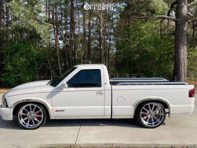 1995 Chevrolet S10 LS - 20x8 1mm / 20x9.5 1mm - US Mags Rambler - Lowered 4F / 6R - 235/35R20 / 275/30R20