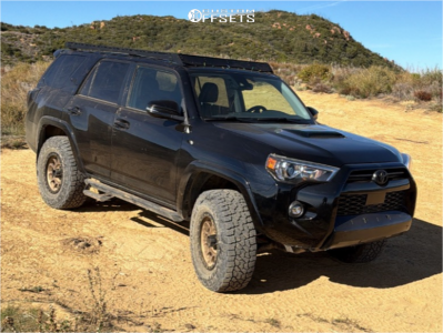 2024 Toyota 4Runner with 17x8.5 0 Method Mr305 and 285/70R17 Falken ...