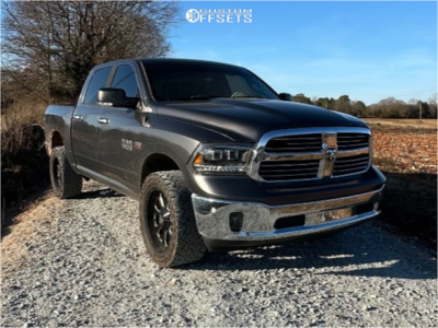 2015 Ram 1500 Big Horn - 20x10 -24mm - XD XD825 - Leveling Kit - 33x12.5