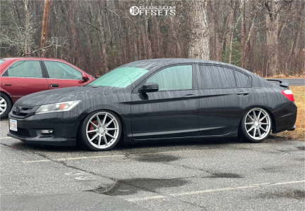 2015 Honda Accord - 19x8.5 40mm - Petrol P4b - Coilovers - 245/40R19