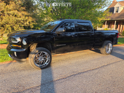 2016 Chevrolet Silverado 1500 LT - 22x12 -44mm - Gear Off-Road 761c - Leveling Kit - 305/45R22
