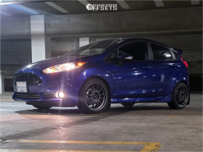 2015 Ford Fiesta ST - 17x8 45mm - Konig Hypergram - Stock Suspension - 205/40R17