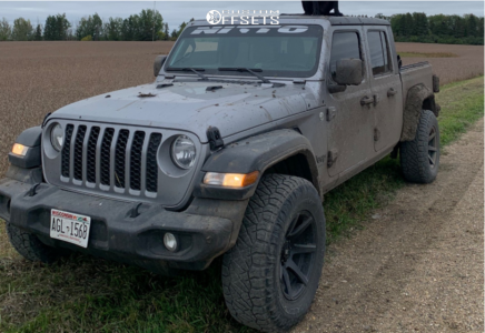 2020 Jeep Gladiator with 17x9.5 15 V-Rock Extractor Vr8 and 285/70R17
