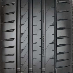 Falken Azenis FK520 225 45R17XL (25.1x8.9R17) | 59002000 | SD Wheel