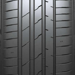 Hankook iON Evo SUV HL275/35R23XL (30.3x10.8R23)
