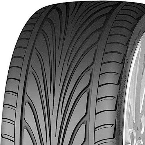 Accelera Sigma 215/35ZR18 (23.9x8.5R18)