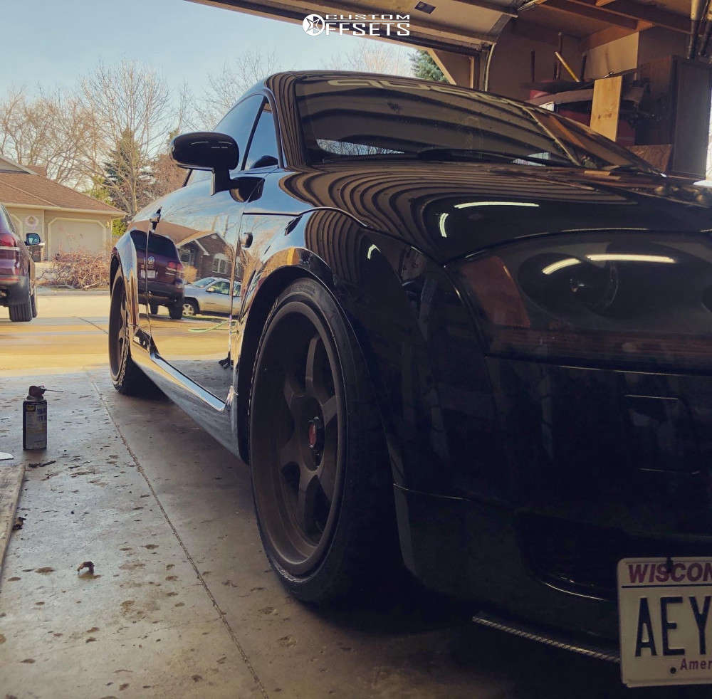 2000 Audi TT Quattro with 18x8.5 35 Aodhan Ah08 and 215/35R18