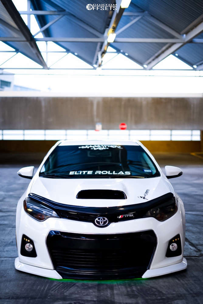 2014 Toyota Corolla with 18x9.5 35 ESR Cs3 and 215/35R18 Landsail Clv1