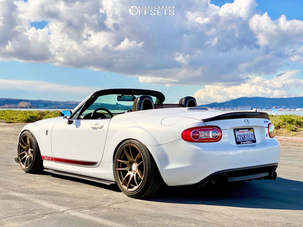 2013 Mazda MX-5 Miata with 17x9 30 AVID1 AV32 and 215/45R17