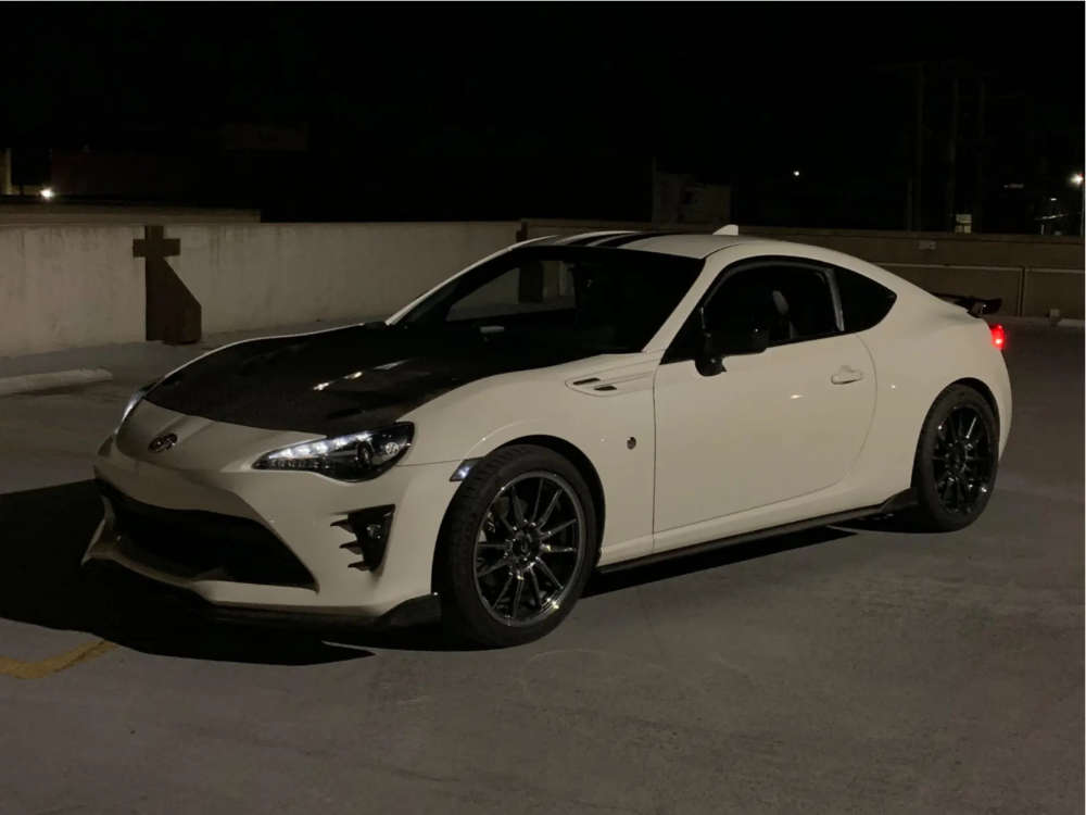 1015593-1-2017-86-toyota-