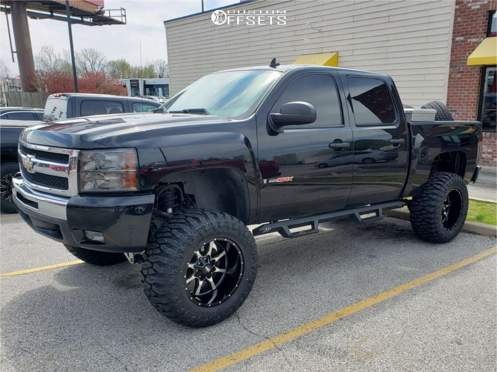 2007 Chevrolet Silverado 1500 with 20x12 44 Moto Metal Mo970 and 375