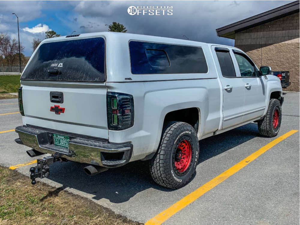 2017 Chevrolet Silverado 1500 with 18x9 12 Fuel Zephyr and 275/70R18