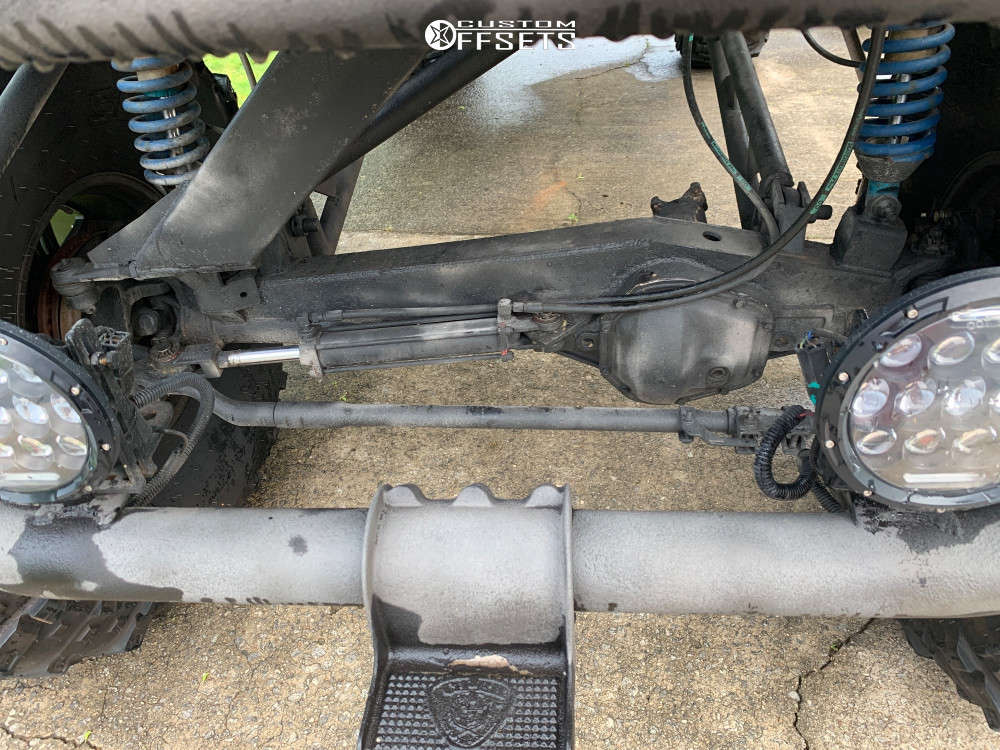 1999 Ford F350 Super Duty with 20x14 76 Fuel Octane and 54/19.5R20