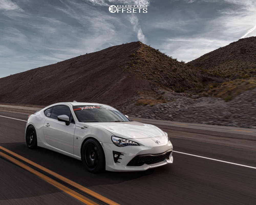 2020 Toyota 86 with 18x9.5 38 AVID1 AV20 and 245/35R18 Nankang NS-25 ...