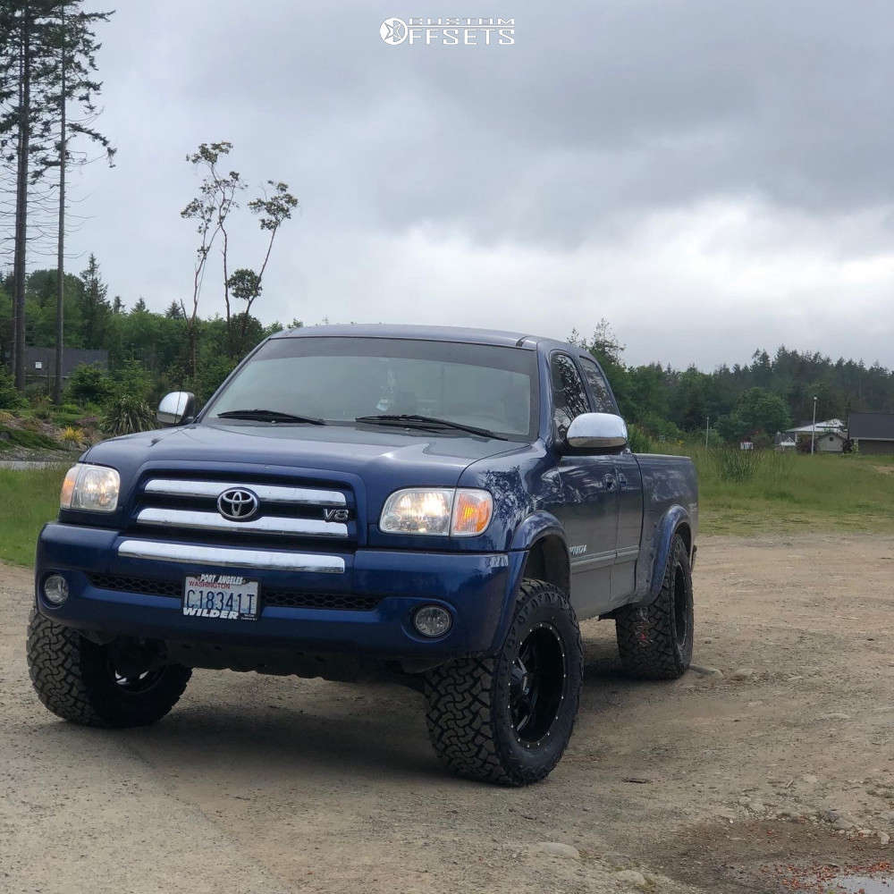 2005 Toyota Tundra Wheel Offset Aggressive > 1" Outside Fender Leveling ...