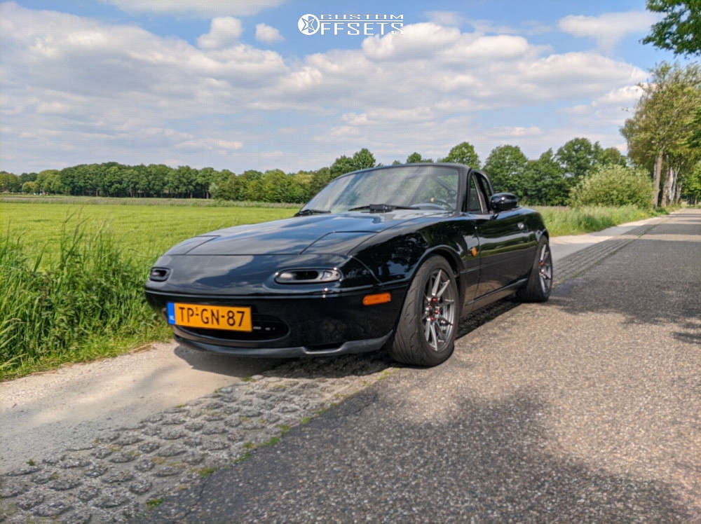 1993 Mazda MX-5 Miata with 15x7 35 Advanti Racing Storm S1 and 205