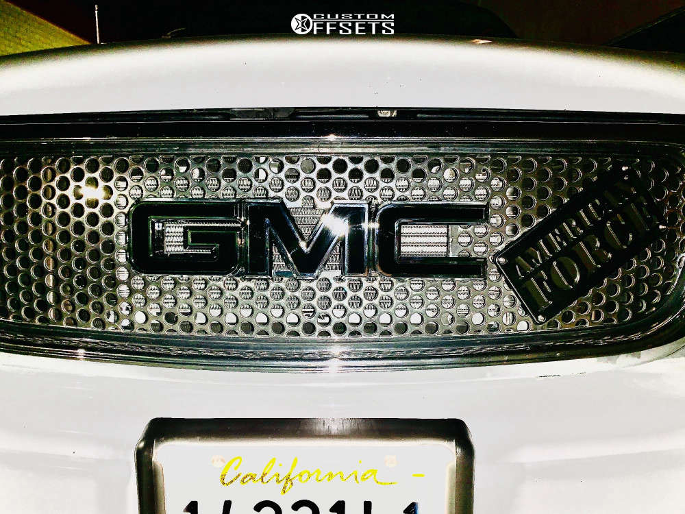 2007 GMC Sierra 1500 Classic with 24x14 73 American Force Ss